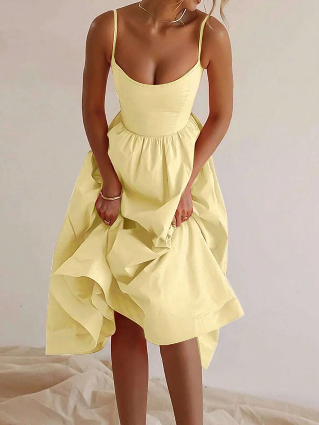 Women's Summer Elegant Coffee Color Spaghetti Strap Dress, Waist-Cinching A-Line Skirt, Suitable For Daily Wear, Dating, Outings And Vacation, Aesthetic