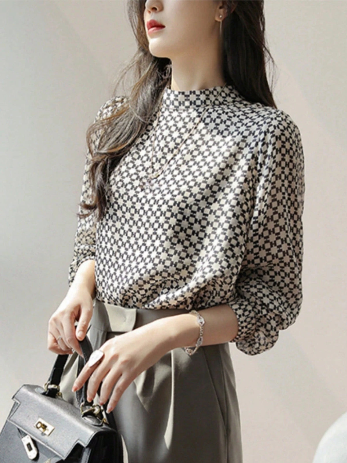 YUXIN Women's Vintage Plaid Chiffon Blouse, Stand Collar Lantern Sleeve, Casual/Light Business Wear, Breathable Fitted Fashionable Top, Spring/Summer White