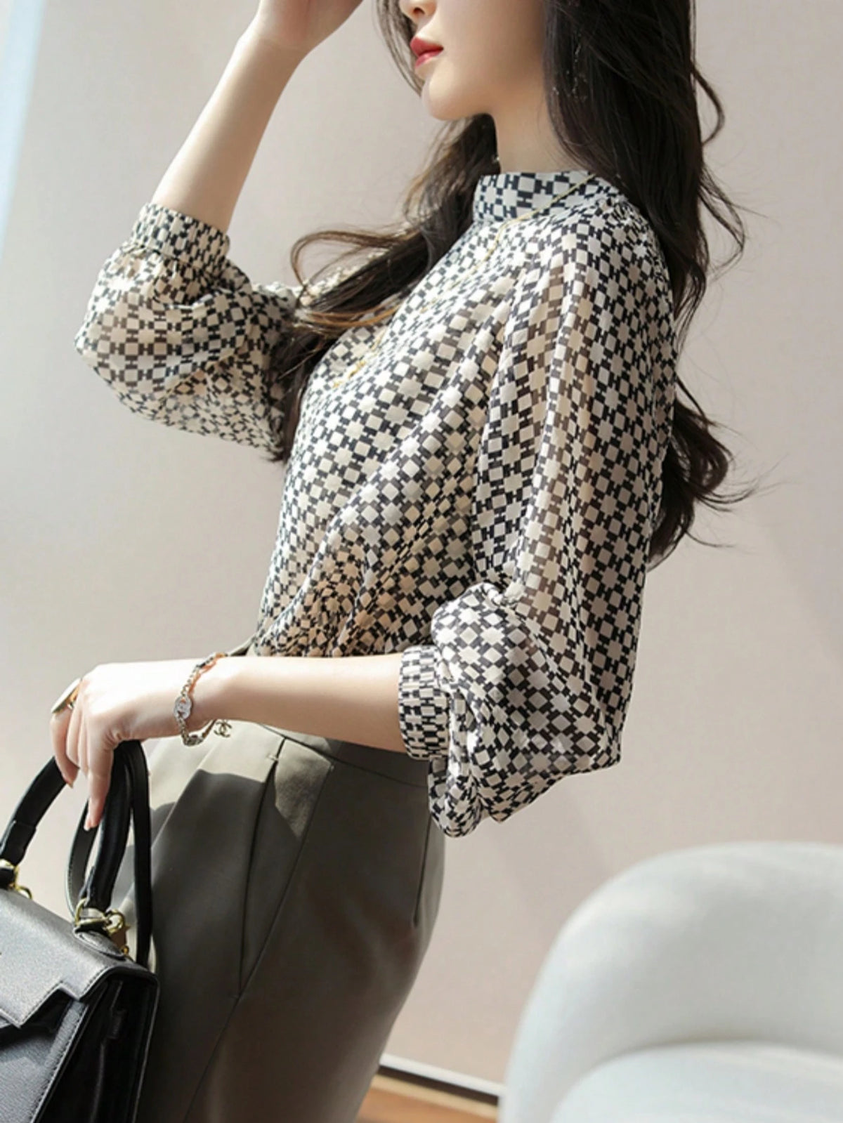 YUXIN Women's Vintage Plaid Chiffon Blouse, Stand Collar Lantern Sleeve, Casual/Light Business Wear, Breathable Fitted Fashionable Top, Spring/Summer White